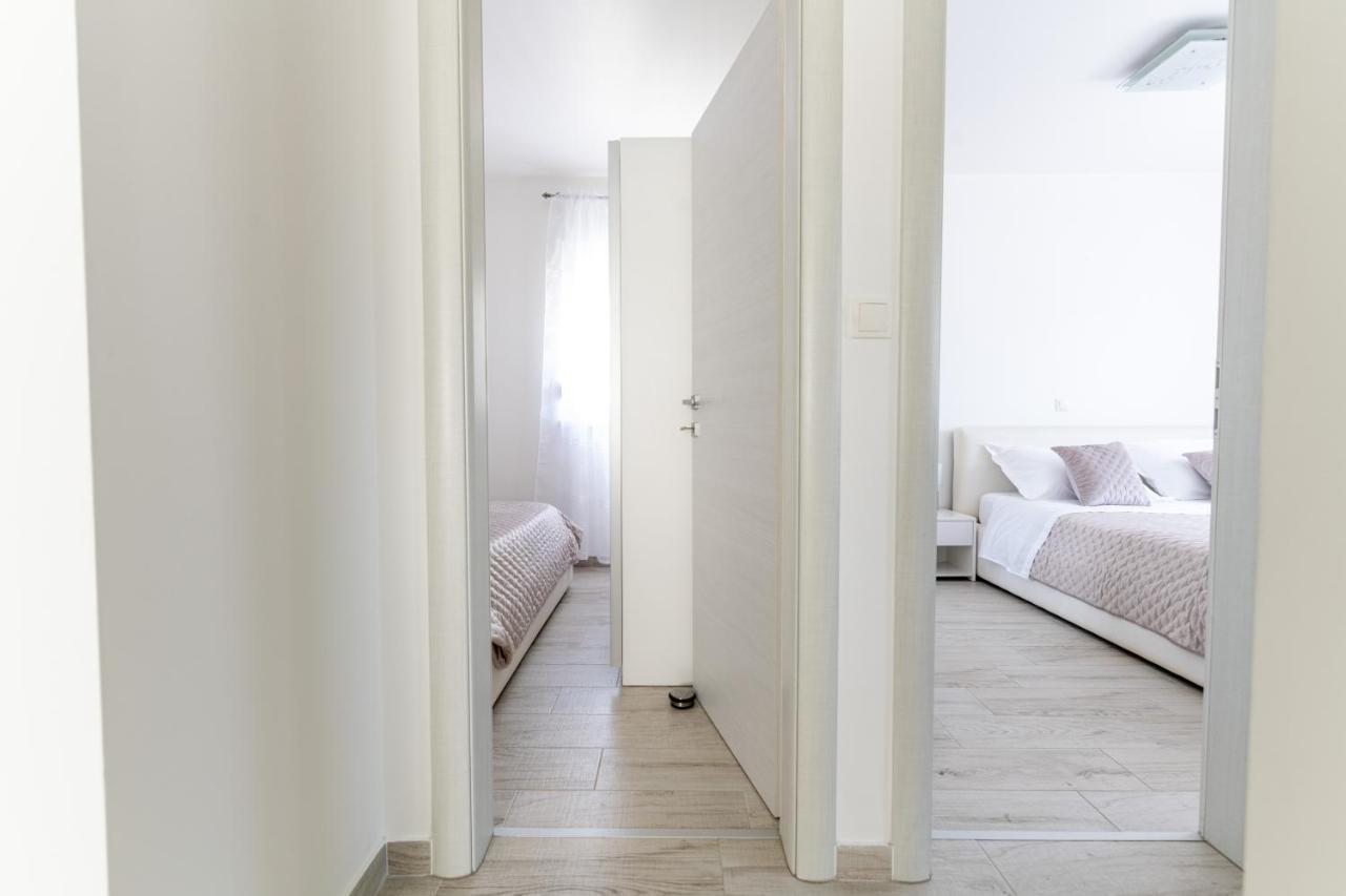 Silver Luxury Apartment Trogir Exterior foto